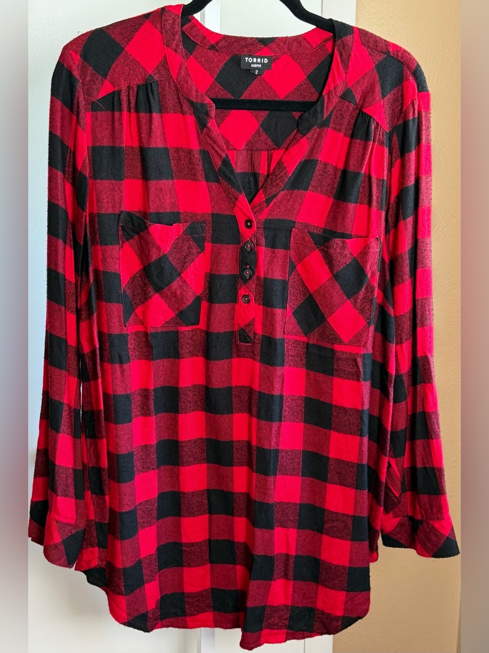 Torrid Harper Red & Black Buffalo Plaid Blouse Size 2 / 2X / 18W-20W